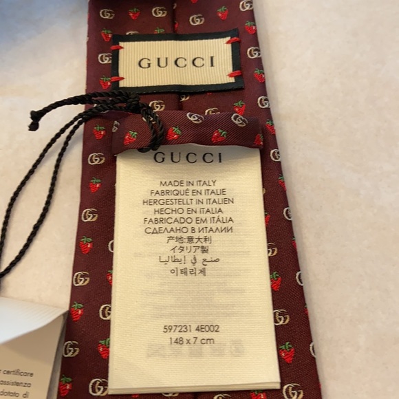 Authentic BNWT Gucci Running Fraise Tie - Picture 8 of 12